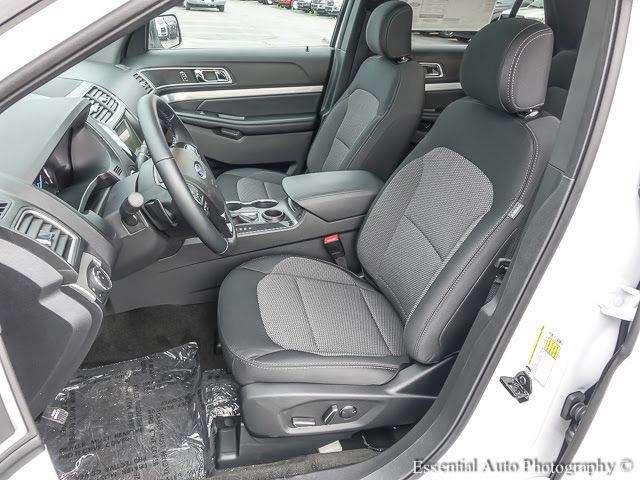 2017 Ford Explorer XLT 4dr SUV